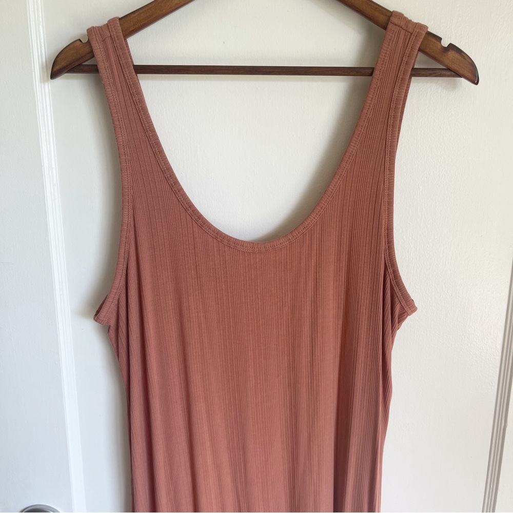 Old Navy Mauve Fitted Sleeveless Rib-Knit Midi Dress - Picture 5 of 9